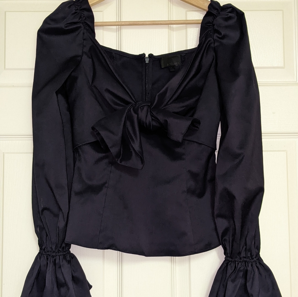 NWOT INTERMIX V-Neck Front-Tie Long Sleeve Blouse - Size Petite
